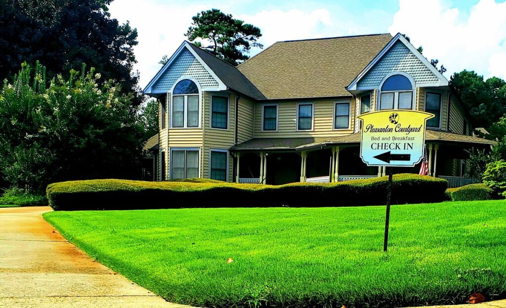 Pleasanton Courtyard Bed and Breakfast