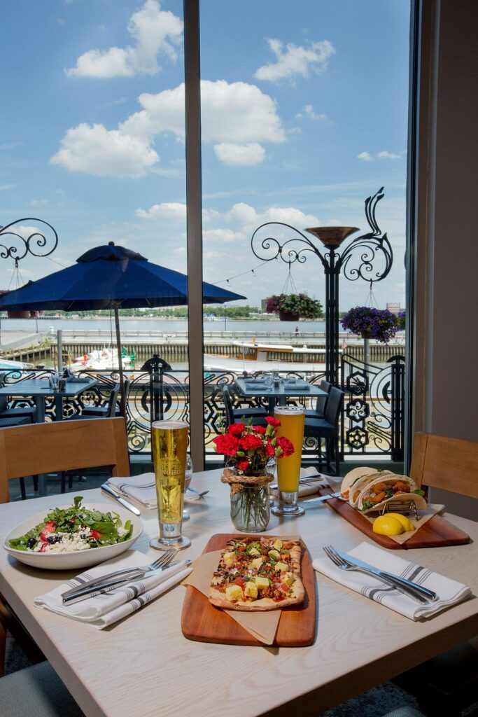 Black-managed hotel - Hilton Philadelphia at Penn’s Landing