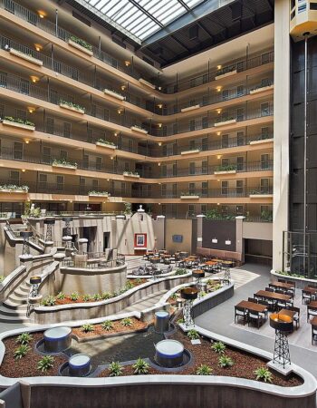Embassy Suites by Hilton Los Angeles Downey