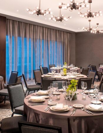 AC Hotel by Marriott Boston Downtown