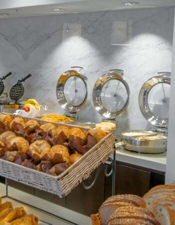 DoubleTree by Hilton Hotel Grand Key Resort – Key West
