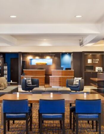 Courtyard Houston Sugar Land / Stafford