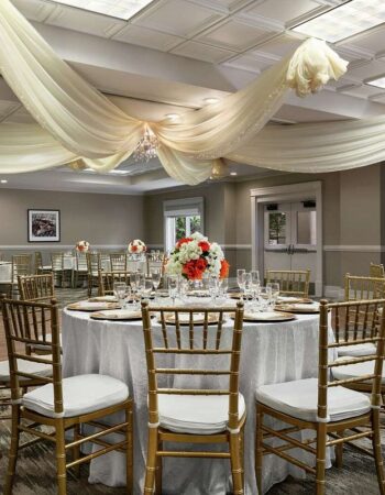 Embassy Suites by Hilton Los Angeles Downey