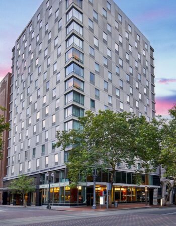 Courtyard by Marriott Portland City Center