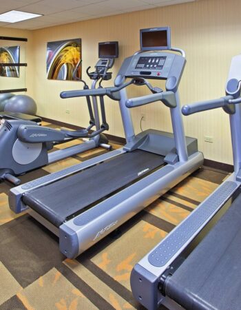 Courtyard by Marriott Chicago Midway Airport
