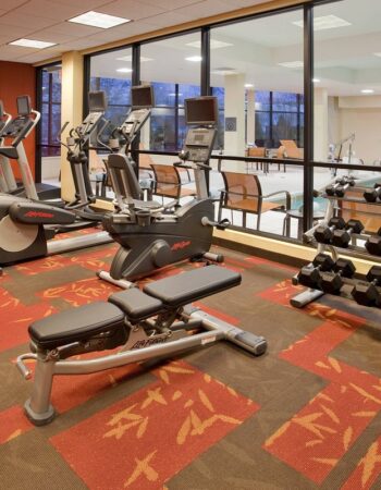 Courtyard Marriott Pittsburgh North / Cranberry Woods