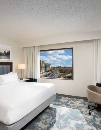 DoubleTree by Hilton Houston Medical Center Hotel & Suites