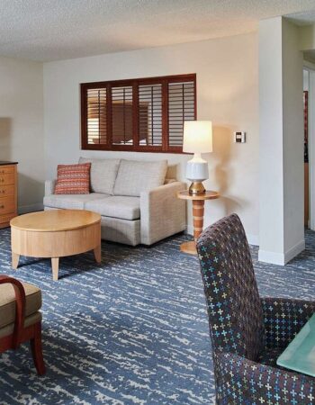 DoubleTree by Hilton Hotel Berkeley Marina