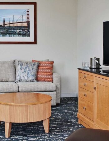 DoubleTree by Hilton Hotel Berkeley Marina