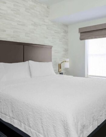 Hampton Inn & Suites Denver Tech Center
