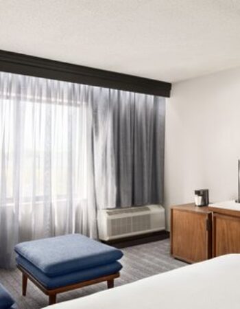Courtyard Houston Sugar Land / Stafford