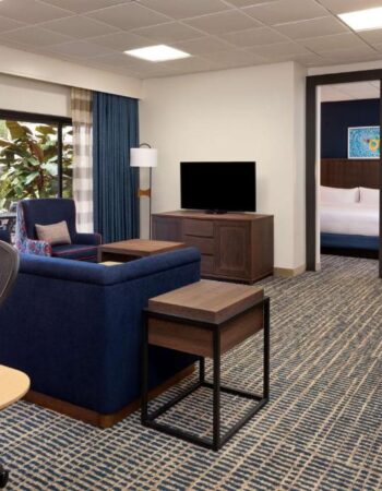 DoubleTree Suites by Hilton Orlando – Disney Springs™ Area