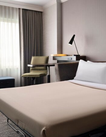 Renaissance Boulder Flatiron Hotel