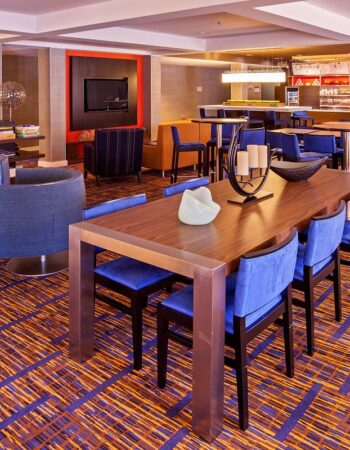 Courtyard by Marriott Chicago Midway Airport