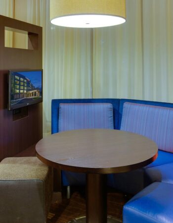 Courtyard Marriott Pittsburgh North / Cranberry Woods
