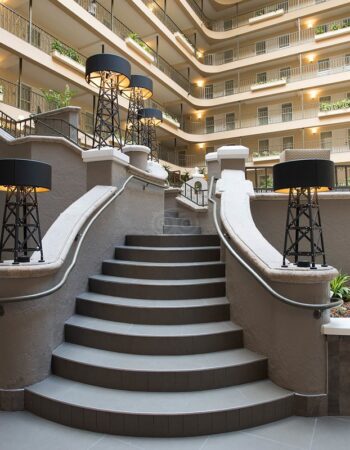 Embassy Suites by Hilton Los Angeles Downey