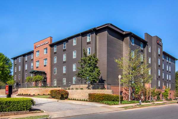 Black-owned hotel Clarion Inn & Suites Atlanta Downtown