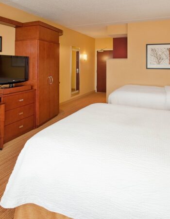 Courtyard Marriott Pittsburgh North / Cranberry Woods