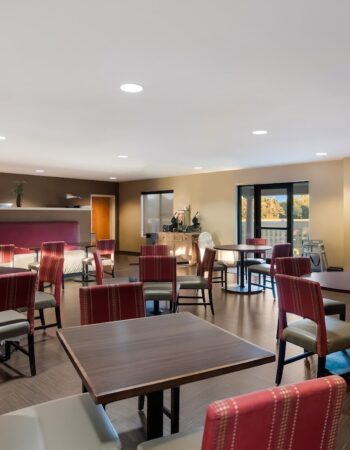 Comfort Suites Suffolk-Chesapeake