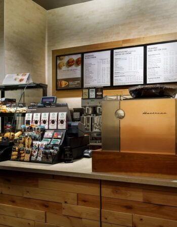 Courtyard by Marriott Chicago Magnificent Mile