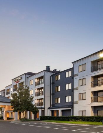 Courtyard Houston Sugar Land / Stafford