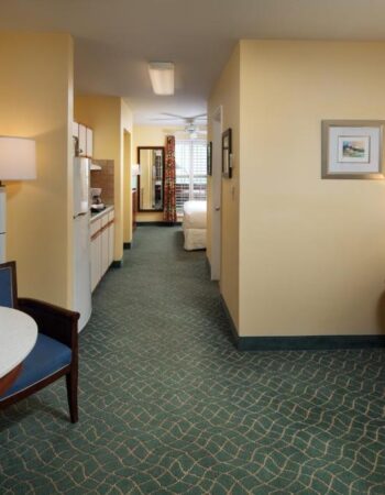 Sunshine Suites Resort, Grand Cayman Island
