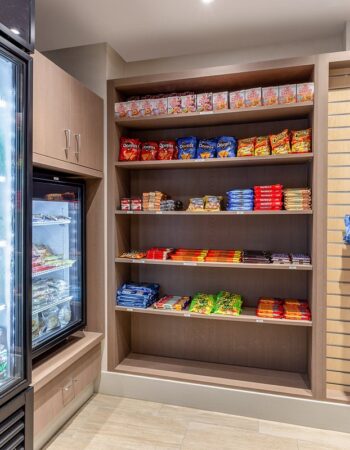 Holiday Inn Express Hotel & Suites Chicago-Midway Airport by IHG