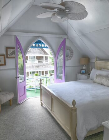 Narragansett House, B&B, Martha’s Vineyard