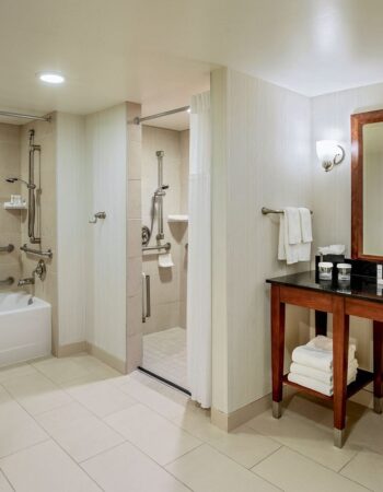Embassy Suites by Hilton Boston Waltham