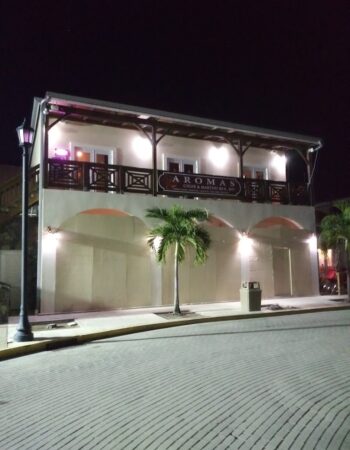Aromas Cigar & Martini Bar