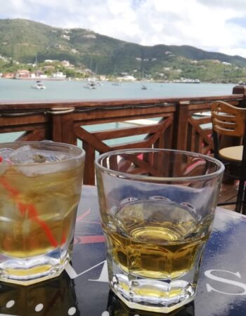 Aromas Cigar & Martini Bar