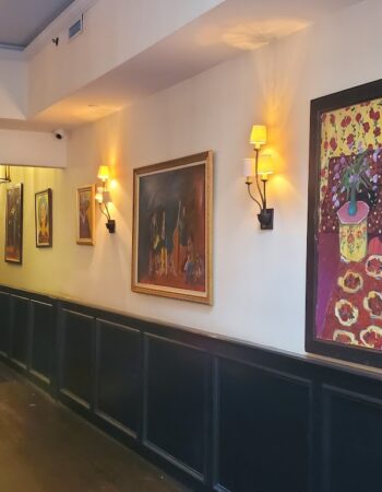 Alvin & Friends, Restaurant