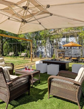 Morehead Manor Bed and Breakfast