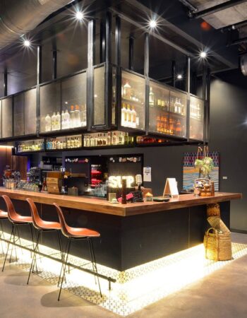 Moxy Denver Cherry Creek