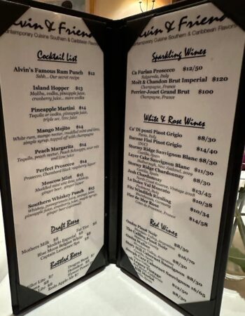 Alvin & Friends, Restaurant