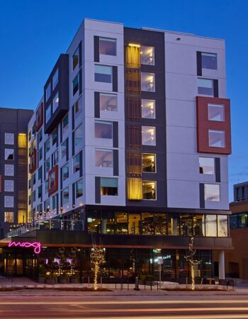 Moxy Denver Cherry Creek