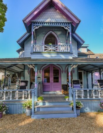 Narragansett House, B&B, Martha’s Vineyard