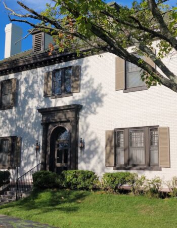 Morehead Manor Bed and Breakfast