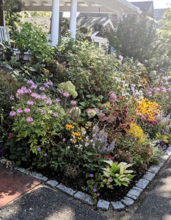 Narragansett House, B&B, Martha’s Vineyard