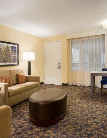Embassy Suites by Hilton Boston Waltham
