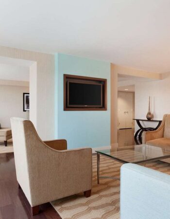 Embassy Suites by Hilton Boston Waltham