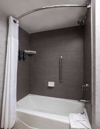 DoubleTree Suites by Hilton Austin Downtown Capitol