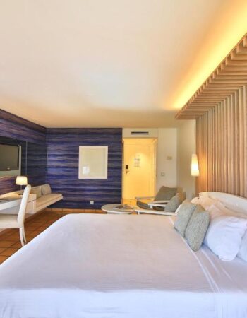 La Creole Beach Hotel & Spa