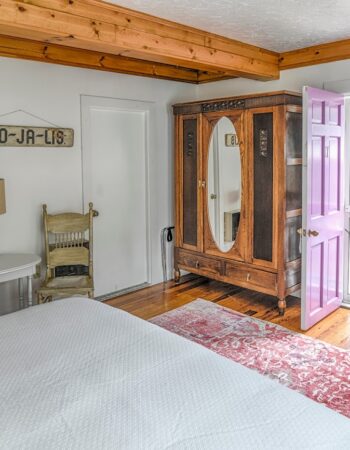 Narragansett House, B&B, Martha’s Vineyard
