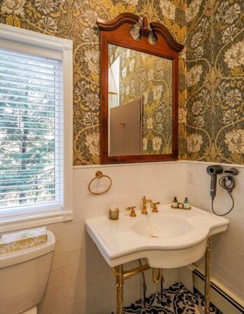Niagara Grandview Boutique Hotel