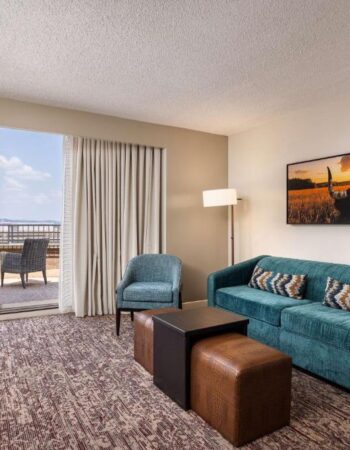 DoubleTree Suites by Hilton Austin Downtown Capitol