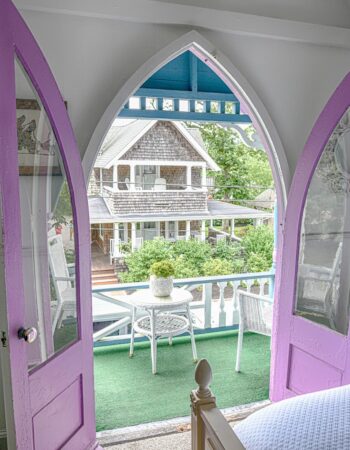 Narragansett House, B&B, Martha’s Vineyard