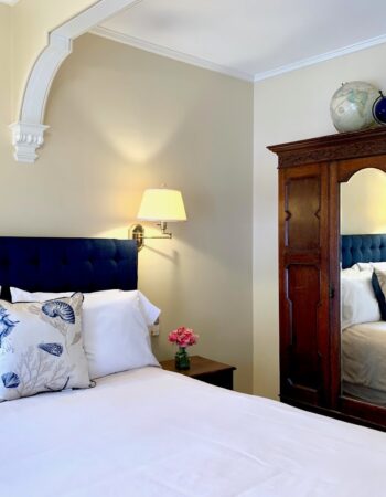 The Oak Bluffs Inn, B&B