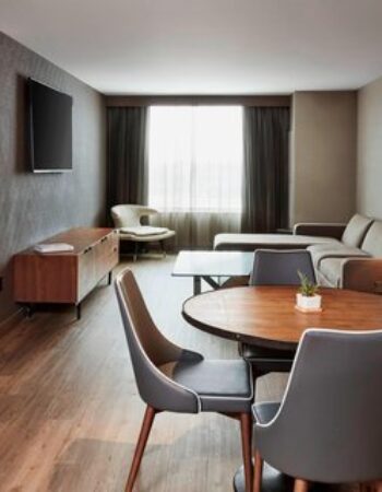 AC Hotel by Marriott Cincinnati at The Banks