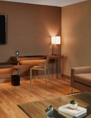 AC Hotel by Marriott Cincinnati at The Banks